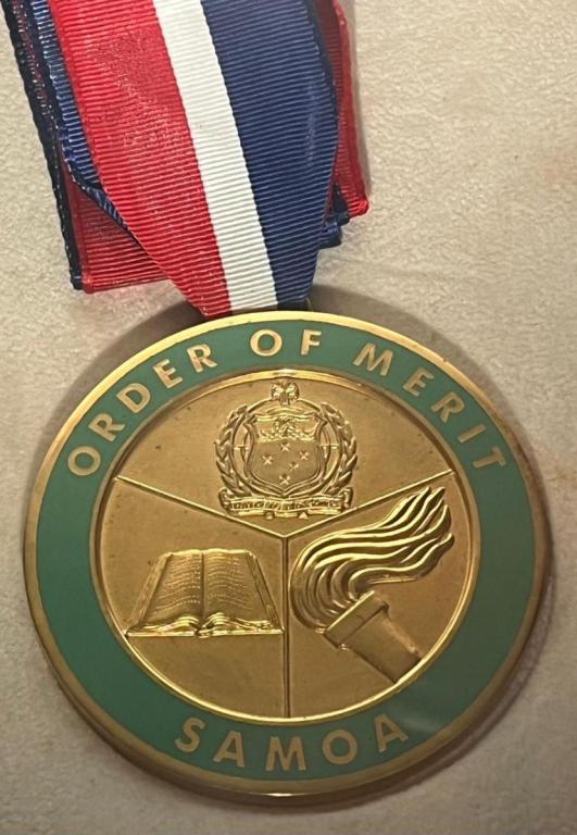 Samoa Order of Merit Type 2 close up.JPG