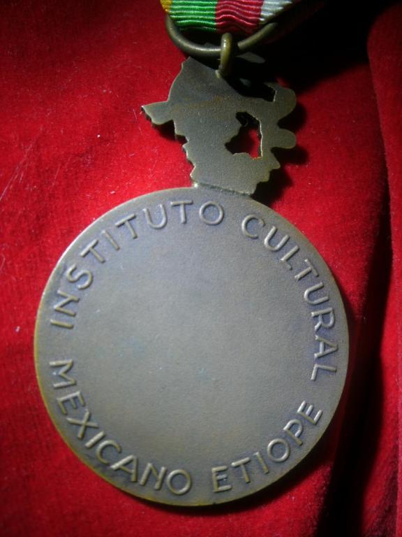 instituto cultural mexicano etiope medal back.jpg