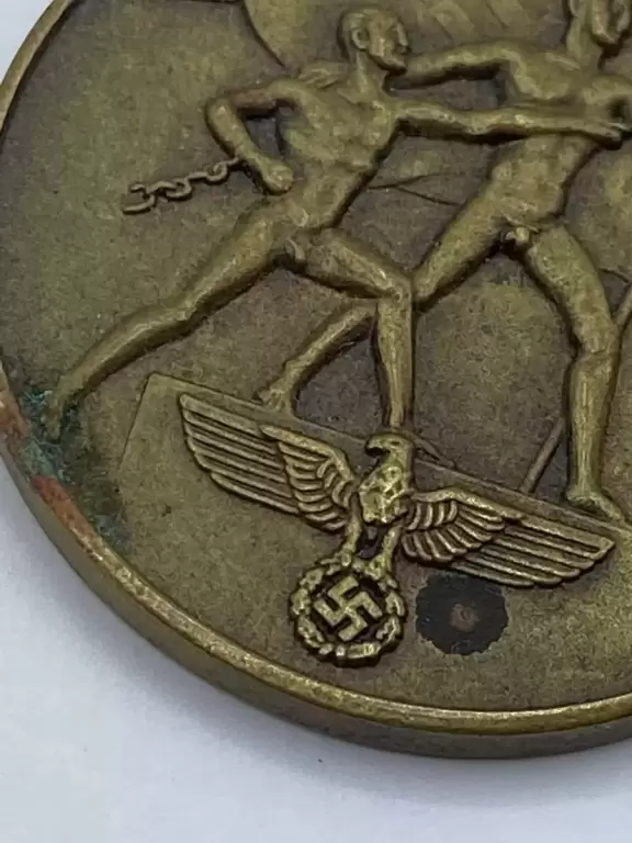 pre-ww2-1938-sudetenland-medal-with-prague-medal-bar_43204_pic4_size1.webp