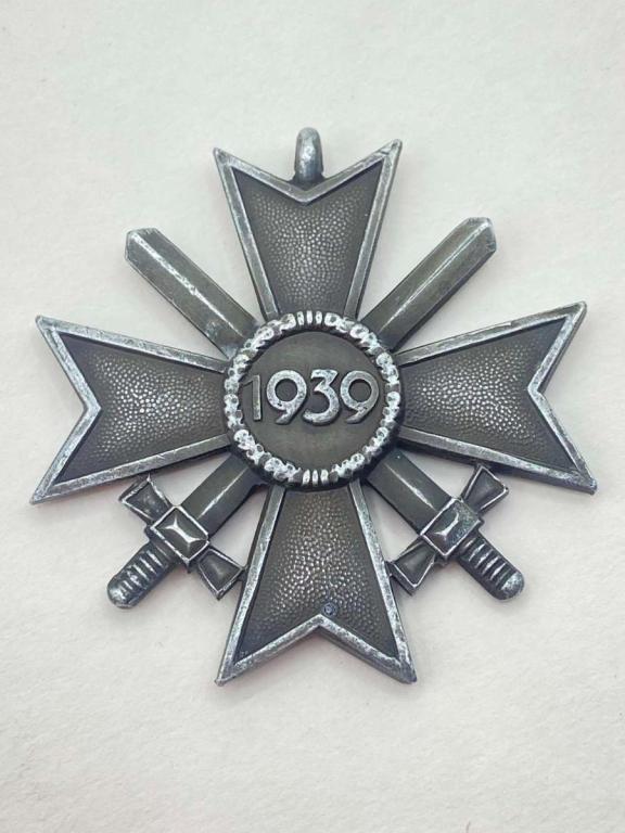 ww2-german-war-merit-cross-2nd-class-with-swords-silvered-finish_12555_pic3_size3.jpg