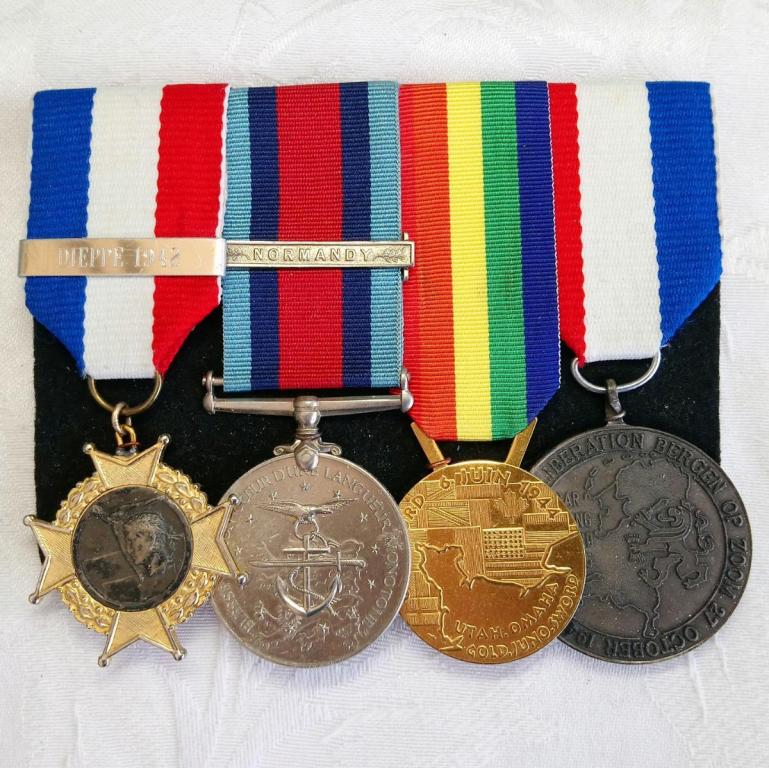 Canada-Dieppe-Normandy-Overlord-Bergen Op Zoom Commemorative Medals-O-D122.JPG